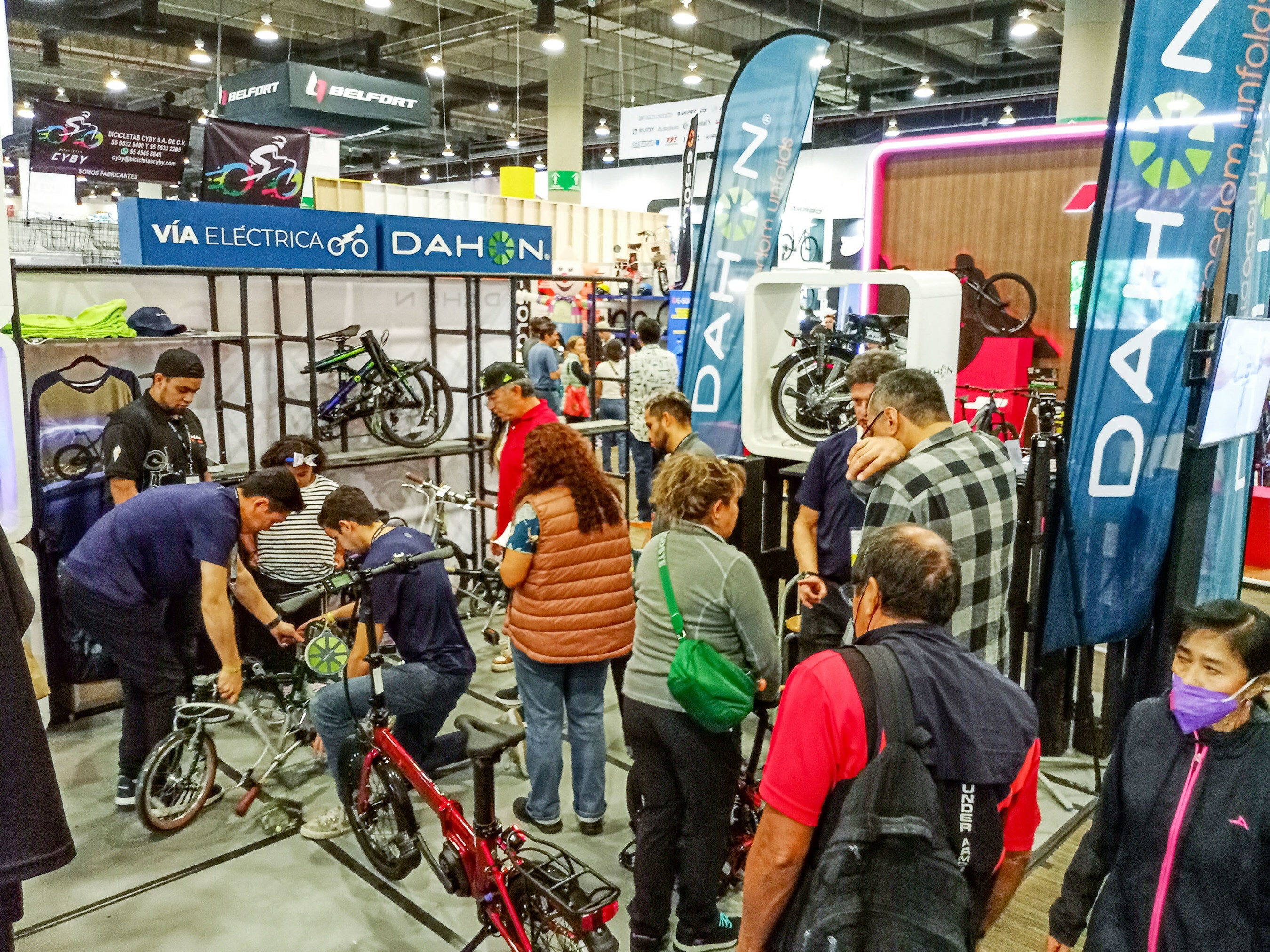 DAHON Shines at Bici Expo Mexico, Capturing Attention with Its Cutting-edge Folding E-Bikes!